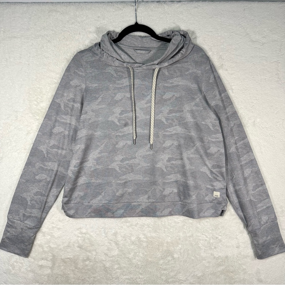 Vuori Halo Essential Hoodie Women’s‎ Large Gray Camo Dreamknit Athleisure Travel
